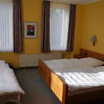Deutsche Eiche In Hotel 2*