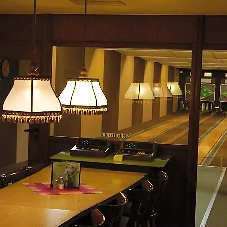 Deutsche Eiche In Hotel 2*